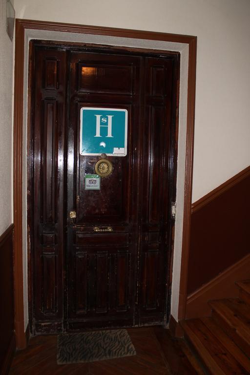 Hostal Graciela Madrid Esterno foto