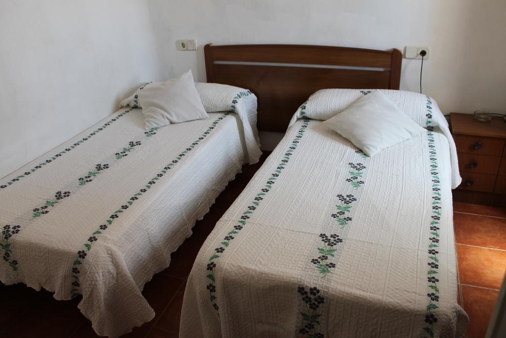 Hostal Graciela Madrid Esterno foto